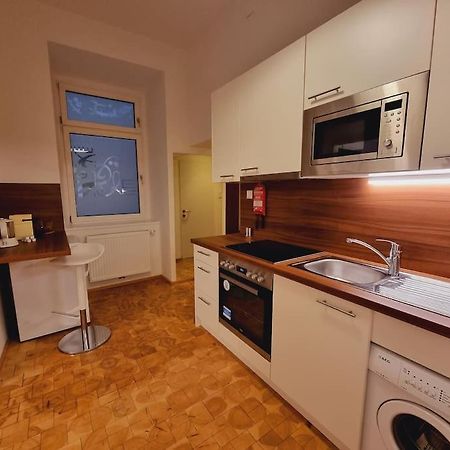 Sissi Royal Suite - Inner City 4 Bedroom Apartment ウィーン エクステリア 写真